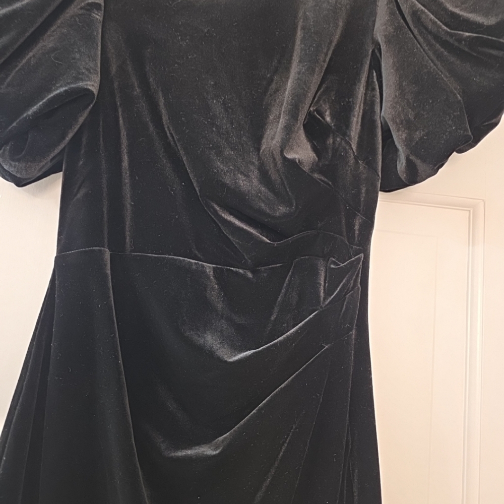 Eliza J Jeweled Neck Black Velvet Puffer Sleeve Dress Size 4 - Picture 10 of 10